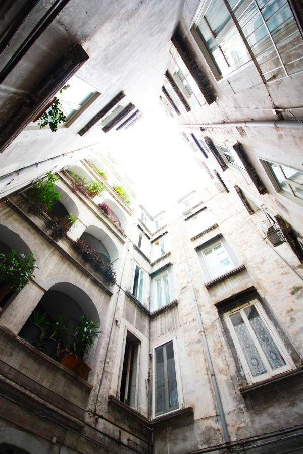 Ferienwohnung La Casina Di Promised Land Napoli Exterior foto