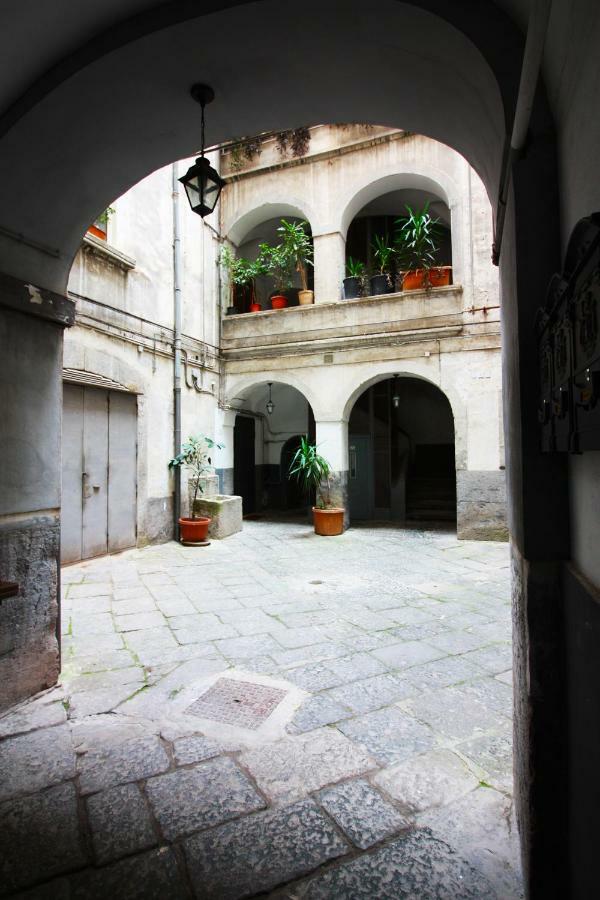 Ferienwohnung La Casina Di Promised Land Napoli Exterior foto